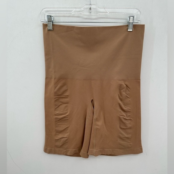 SHAPE BY CACIQUE plus size tan shapewear short.  22/24 - Picture 1 of 6